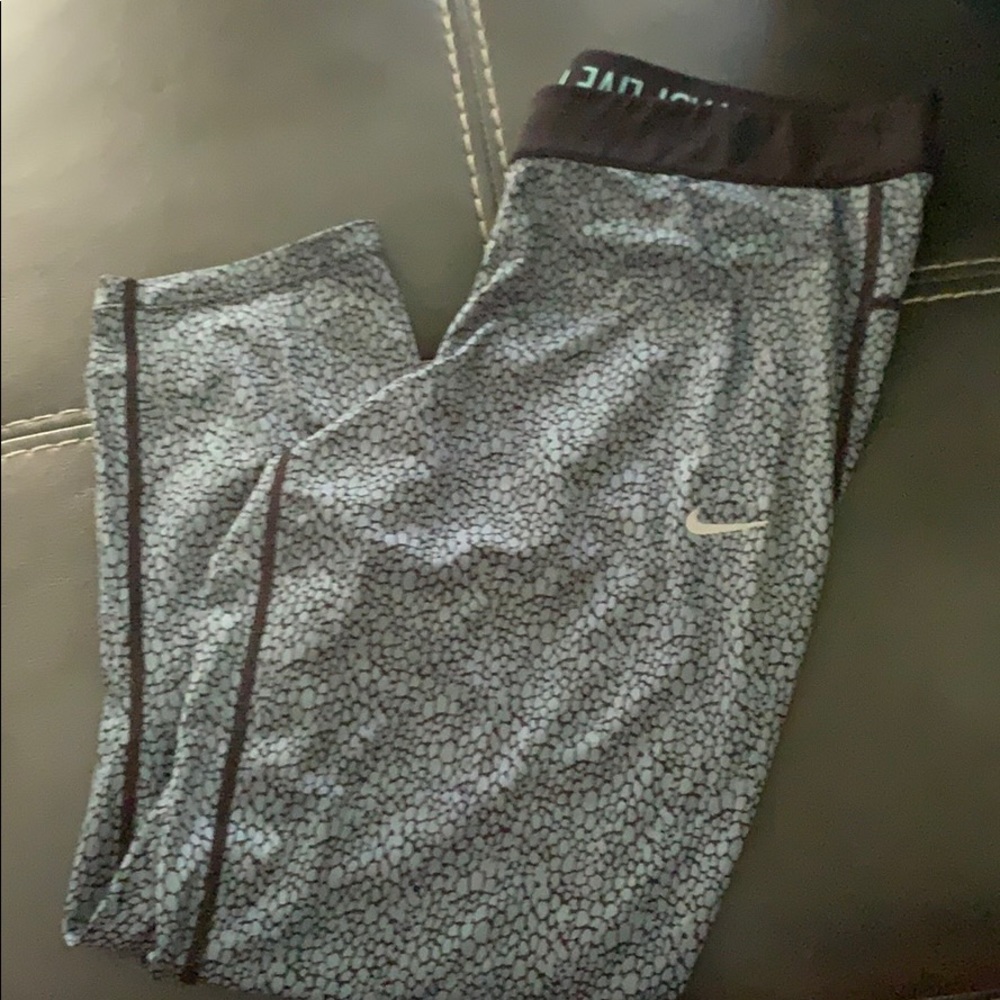 Nike dri fit leggings